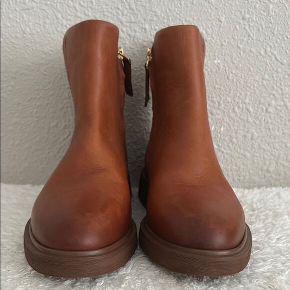 Franco Sarto Women’s Size 5.5 100% Genuine Leather Beam Ankle Boots in Cognac - Picture 2 of 11